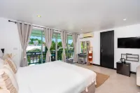 Kata Station Boutique Hotel, Kata Beach