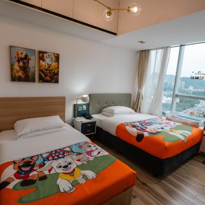 寵物房雙床·冰箱+開放式廚房+飄窗城景 金中環服務公寓（深圳新浩e都店）優惠