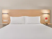 Moov Hotel Évora Hotels in Evora