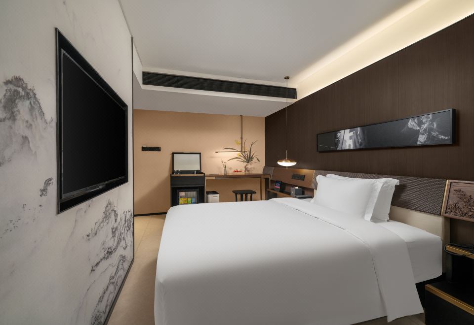 永庆坊河景阳台大床房