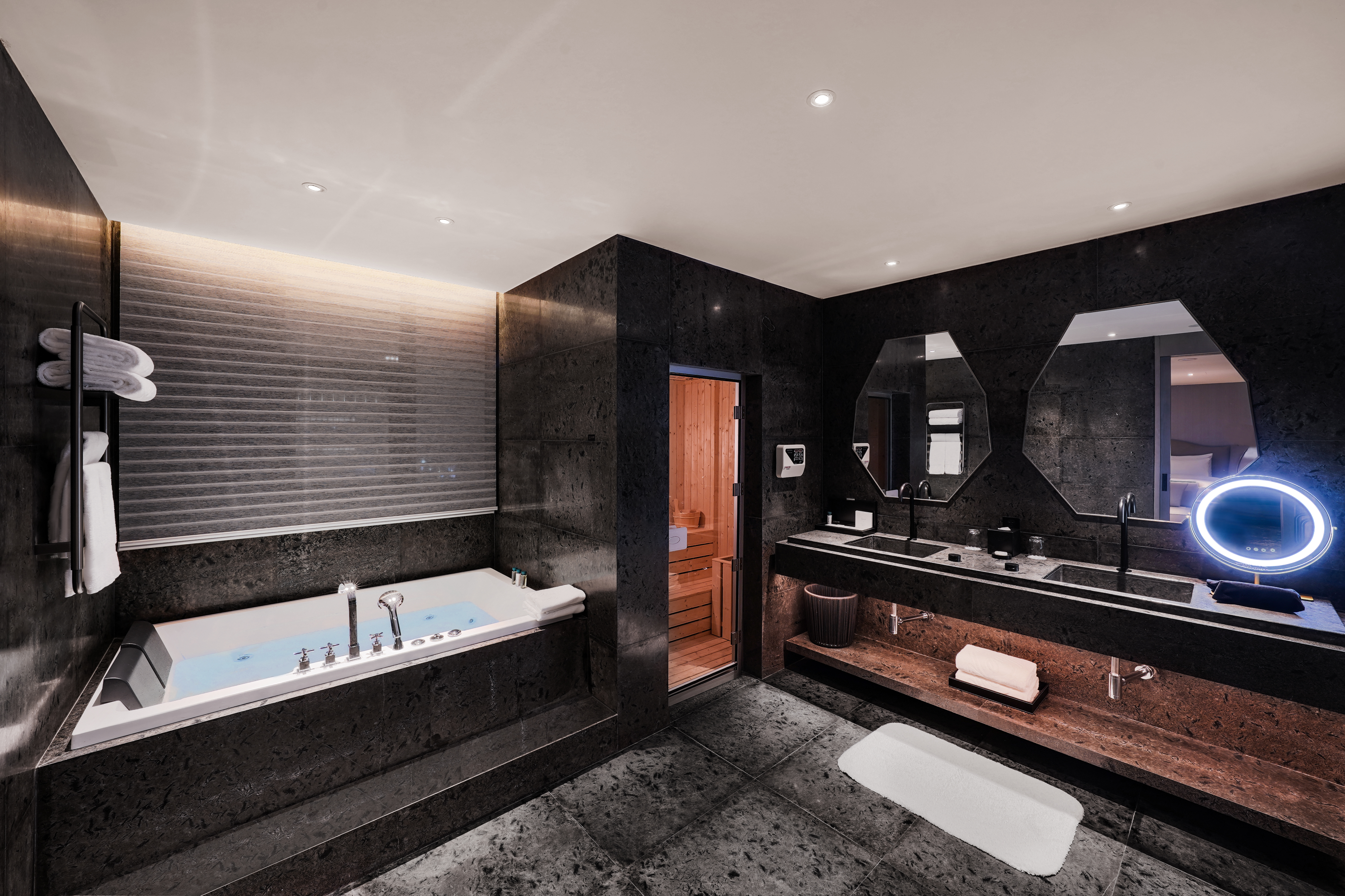 家庭三臥豪華行政套房