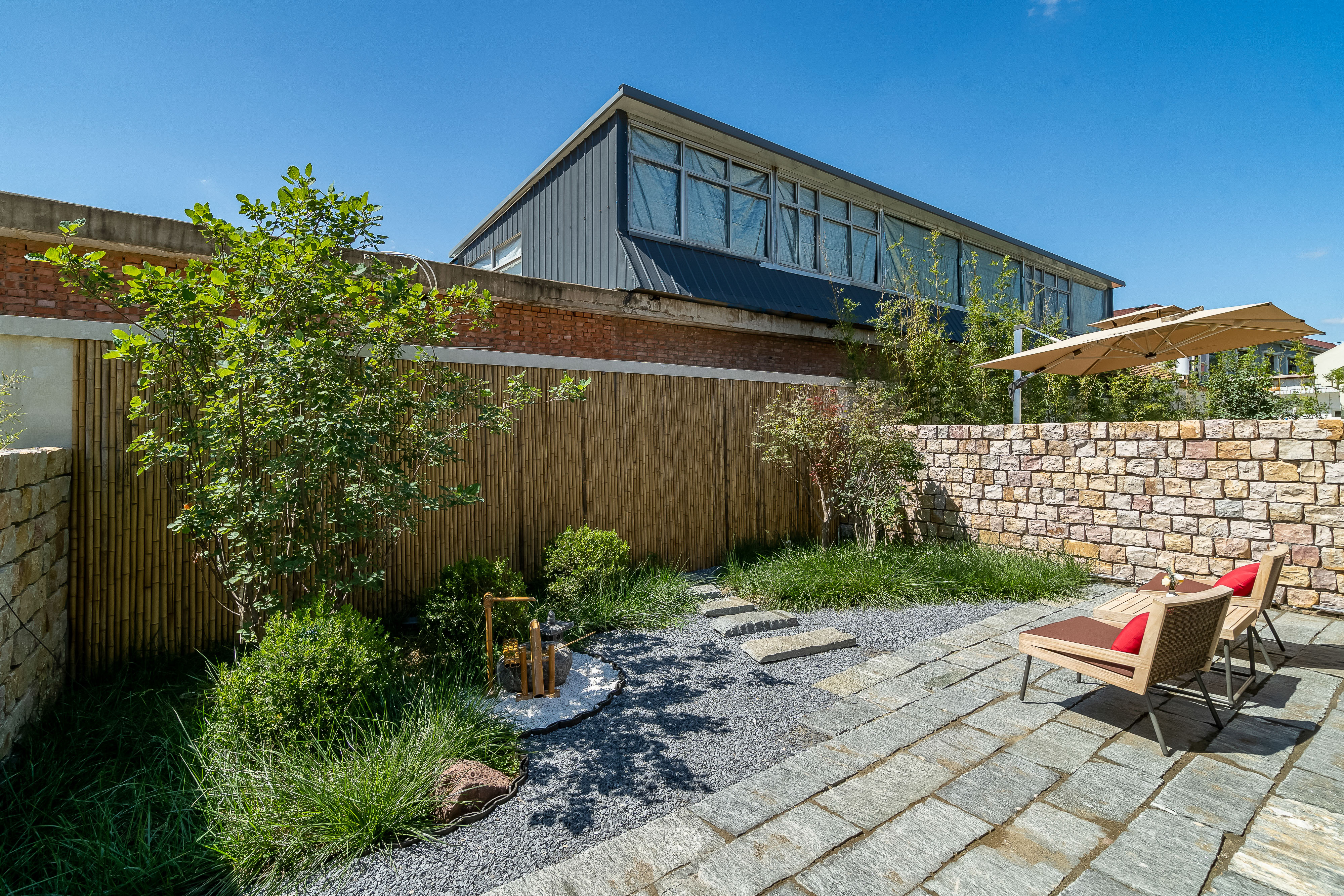 Yishan I Shi Homestay (Jim Paradise)梅簪丨庭院大床房（独立小院+浴缸+可烧烤+智能客控）