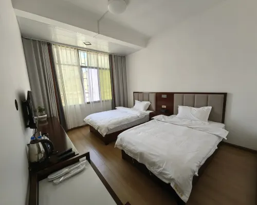 Yingxiang Hotel Hotels in Fumin