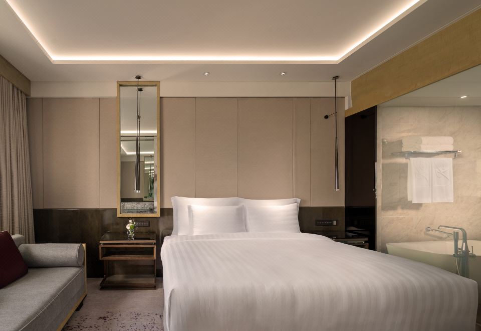 行政城景大床房