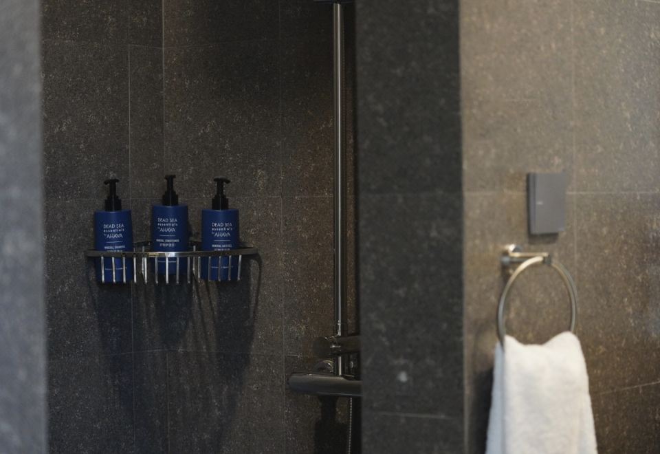 豪华阳台大床房-一价全包