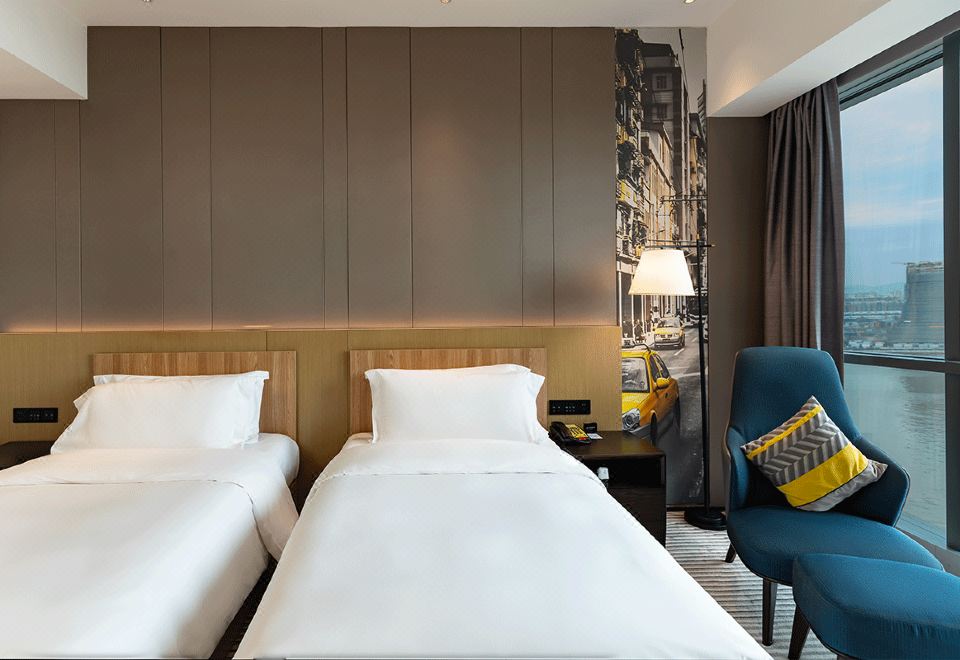 悦雅豪华江景双床房