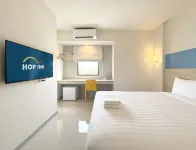 Hop Inn Suphanburi