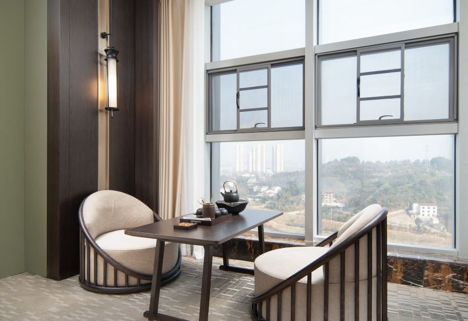 巨幕影音大床房