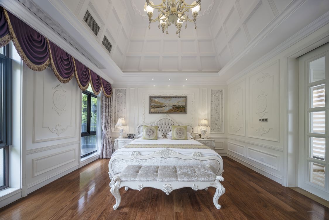 天驿别墅四室二厅