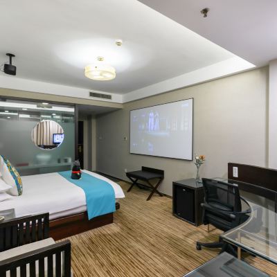 四季巨幕影院大床房+海量片源+遊戲手柄 紹興君亭飯店（柯橋古鎮輕紡城北市場店）優惠