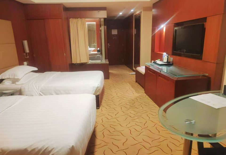 高级间（无窗）