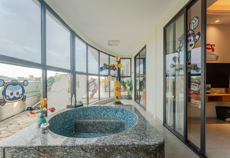 酷芽超級飛俠運動親子一房一廳