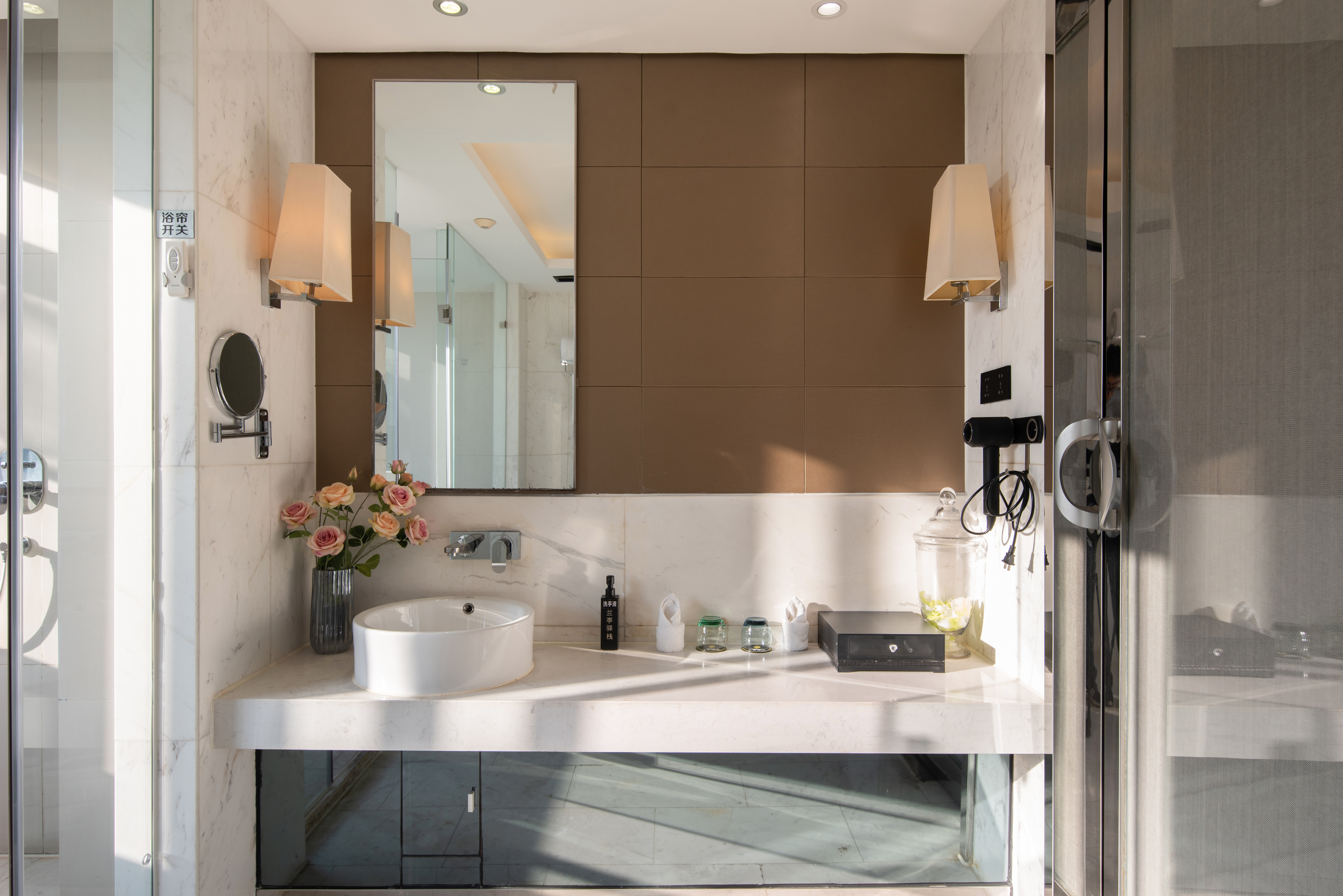 A型双床房【双重隔音深睡+小度全智能客控+放松浴缸】