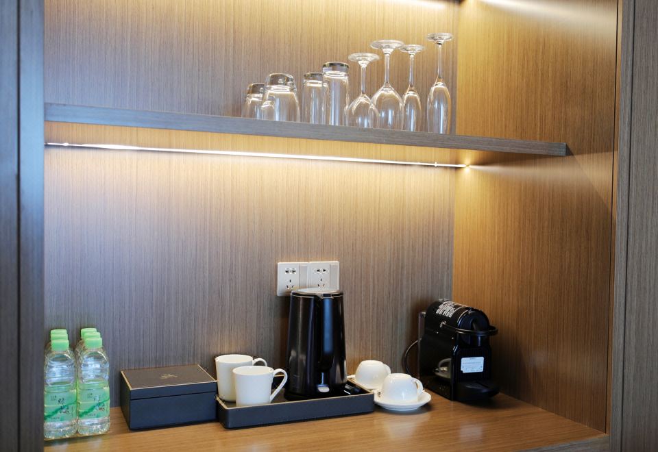 商务套房（舒眠床垫+双衞生间+浴缸）