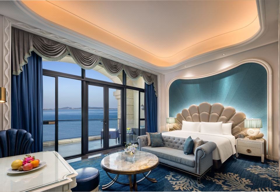 Wanda Vista Qingdao Oriental Film City HotelExecutive Grand Deluxe Sea View King