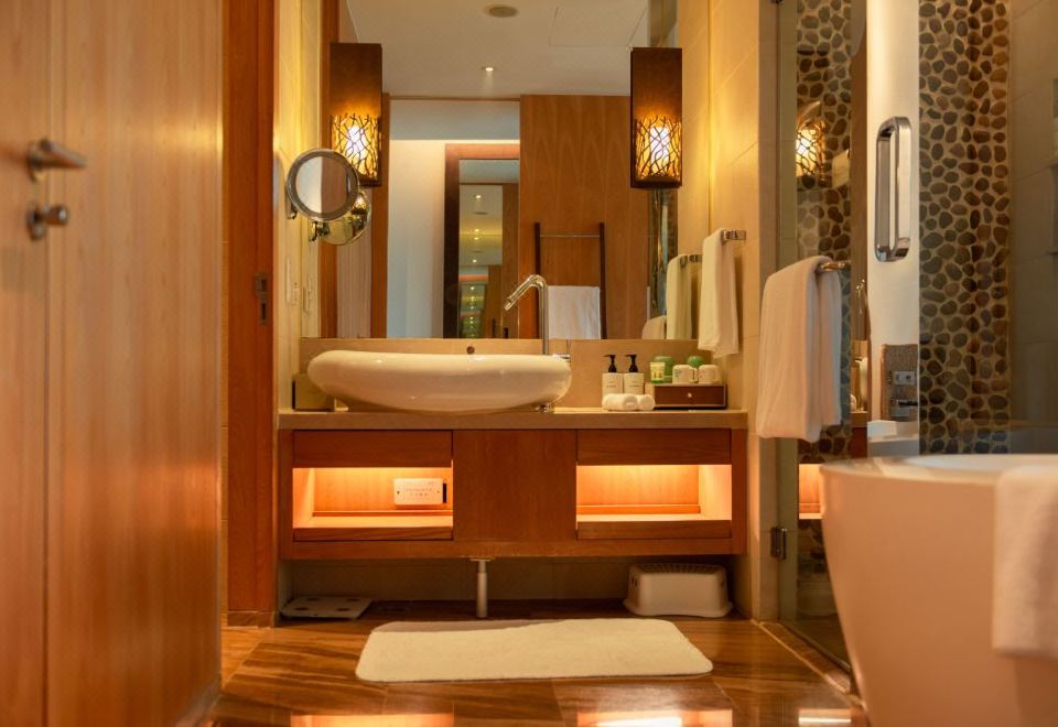 豪华园景大床套房