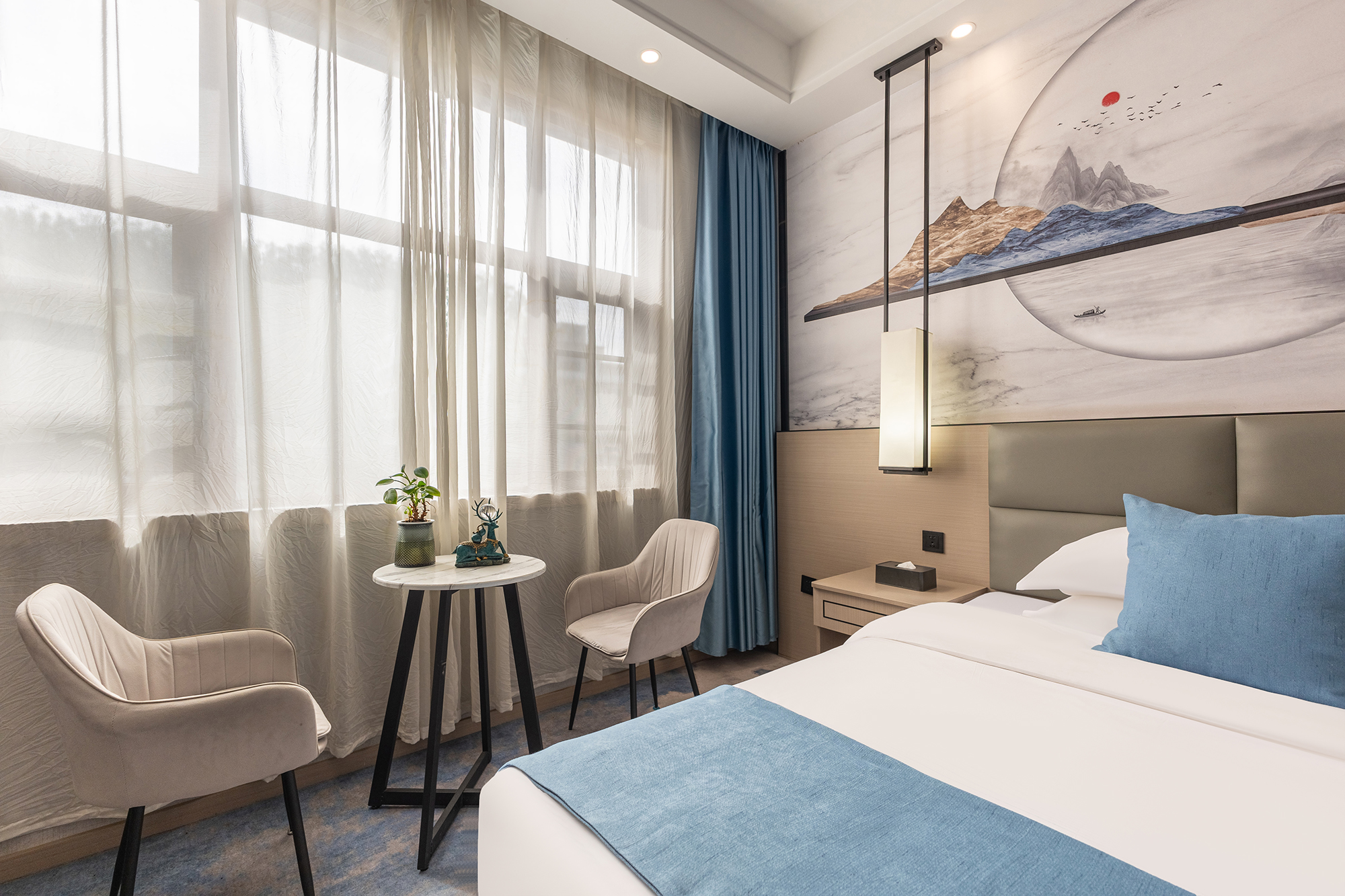 豪华观景标间（轻时尚+尽享山景）