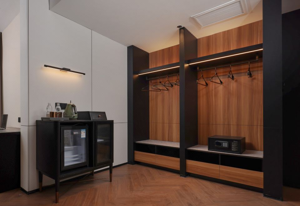 Business Suite