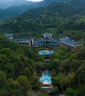 Longmen Dipai Hot Spring Resort