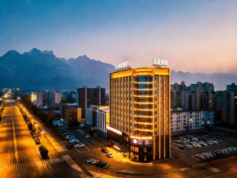 Mehood Hotel  (Huayin Huashan Tourist Center Huashan North Station Branch)