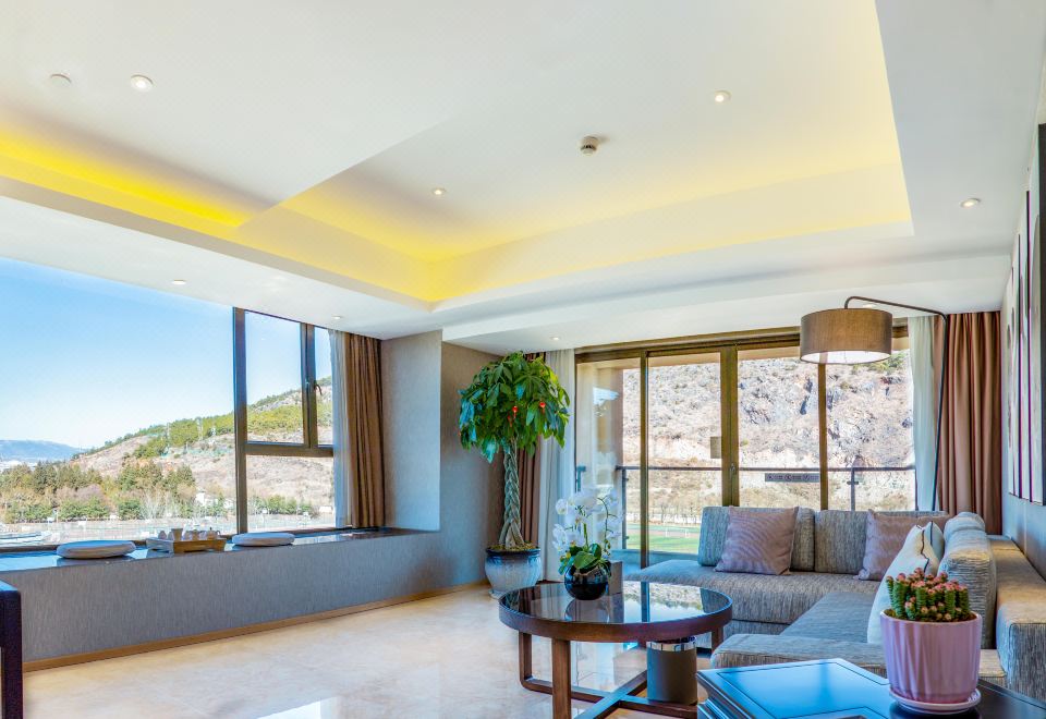 雪山全景雙卧套房