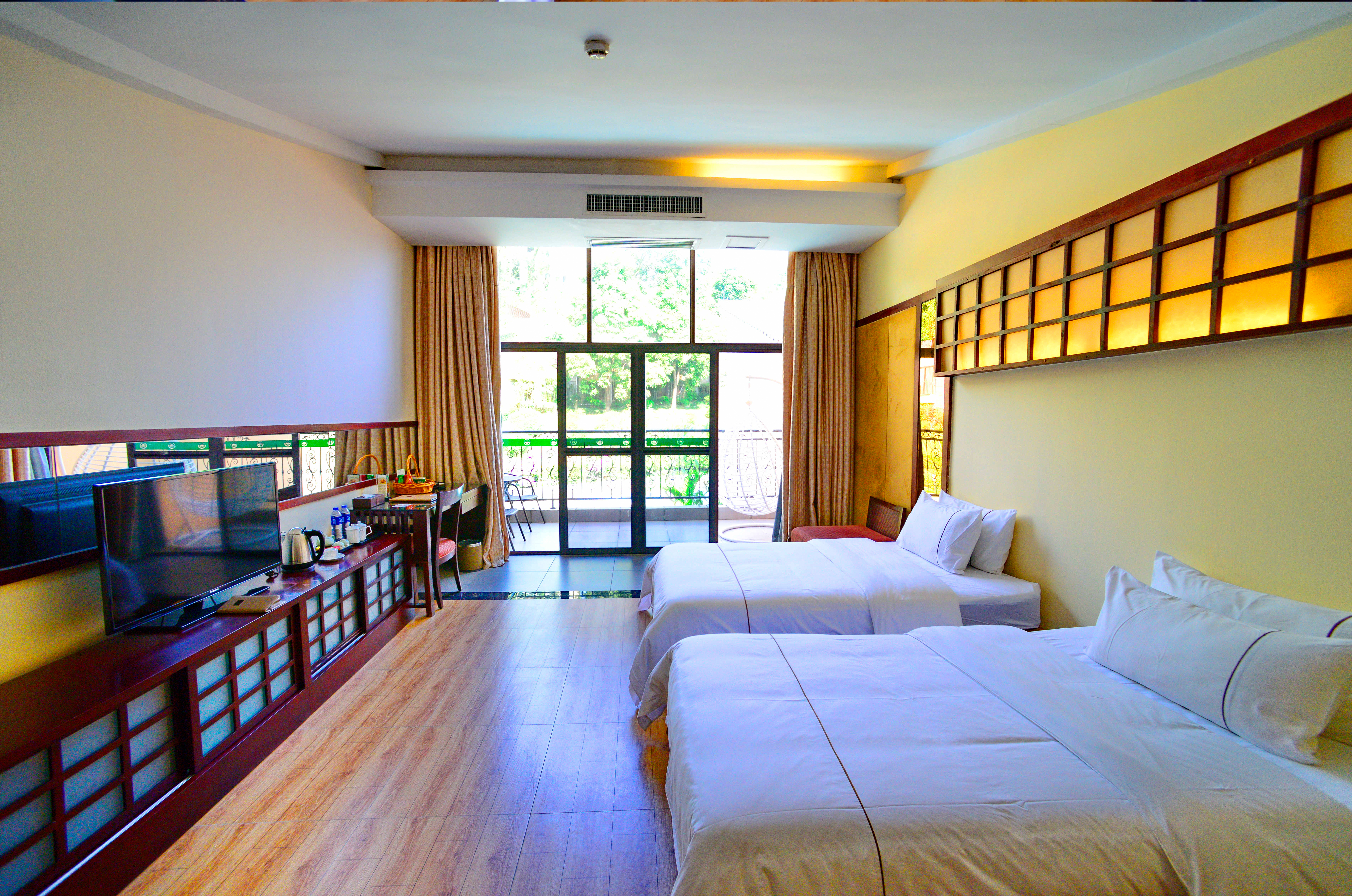 亲水别墅花园复式房|客房直达泳池|独立温泉池