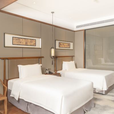 商務雙床房（落地窗帶獨立陽台） 深圳坪山格蘭雲天國際酒店優惠