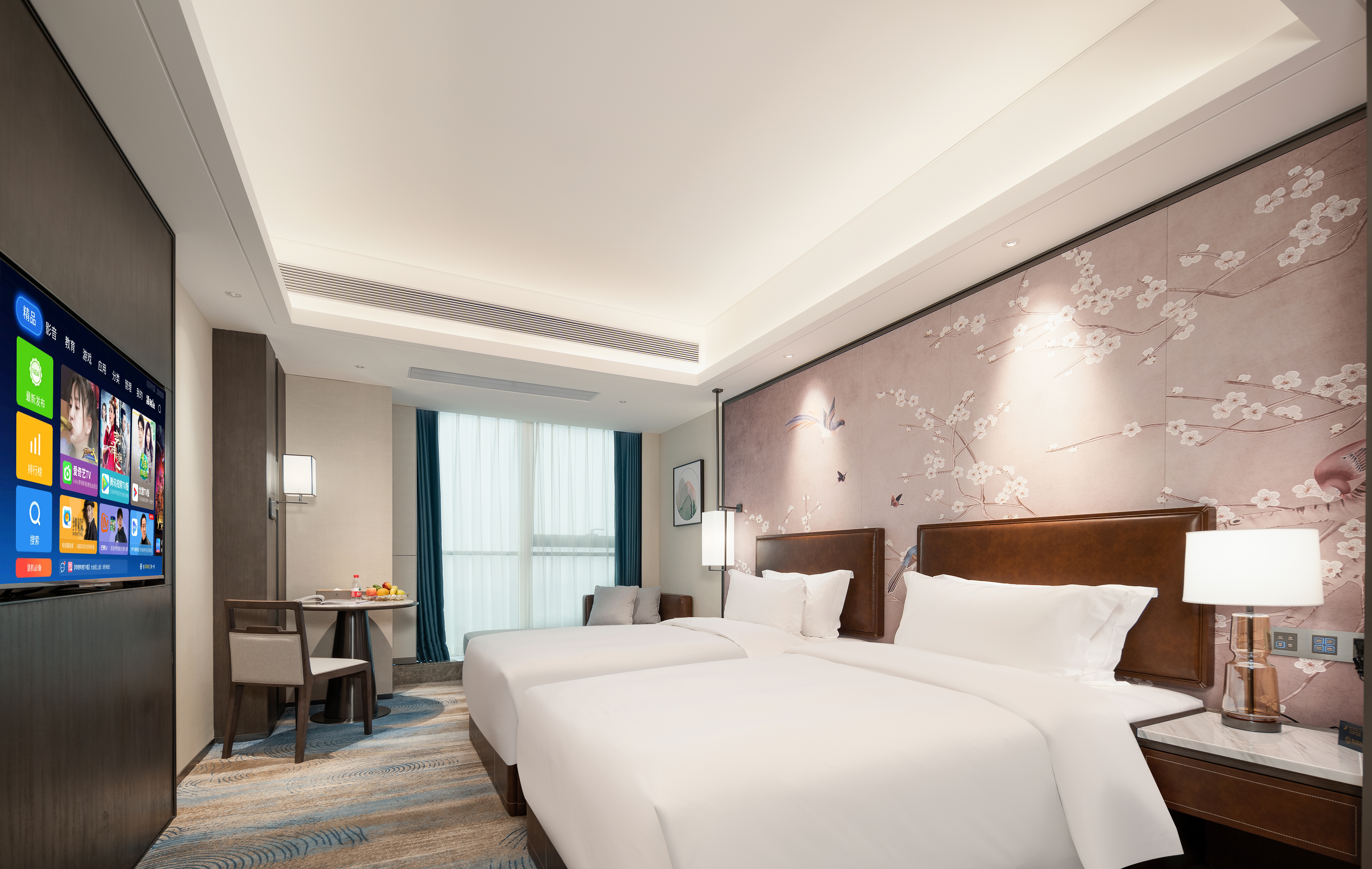 云端.湖景豪华双床房（品质床品+智能客控+休闲椅）