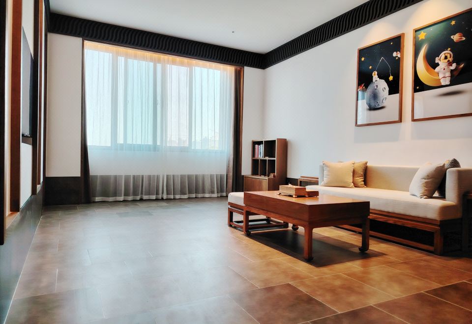 HU CHENG YALUX PoyangYuelu Family Room