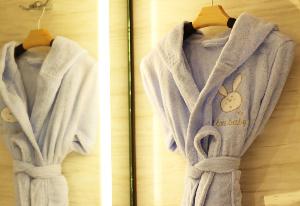 安安亲子房（小童用品+主题布置）