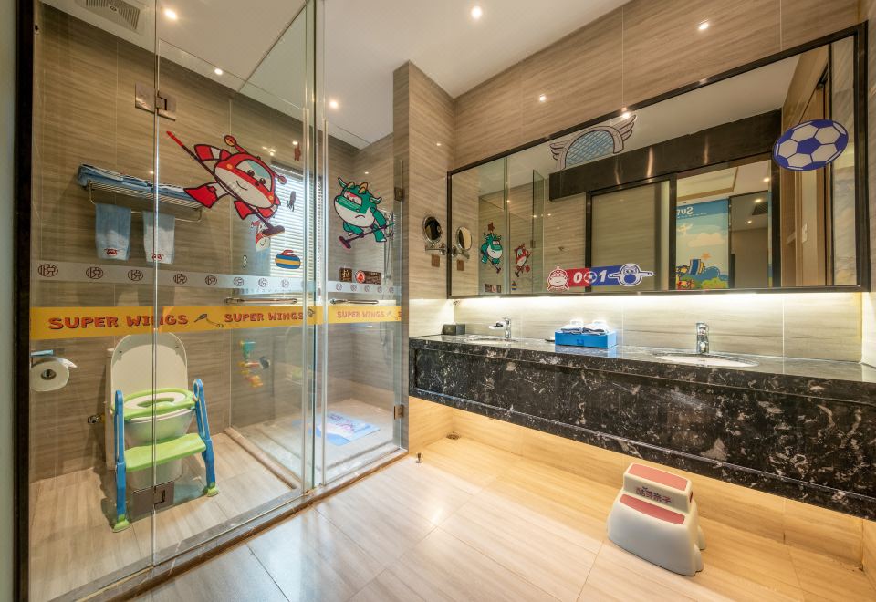 Yuetianxia Hot Spring HotelHot Spring Villa - 3-Room, Near Water (Soaking Tub) (Area A)