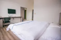 Caohaiqing B&B Hall