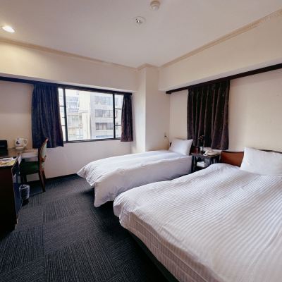 【禁煙】セミトリプル（ベッド2台、3名利用） ニッセイホテル福岡 クーポン