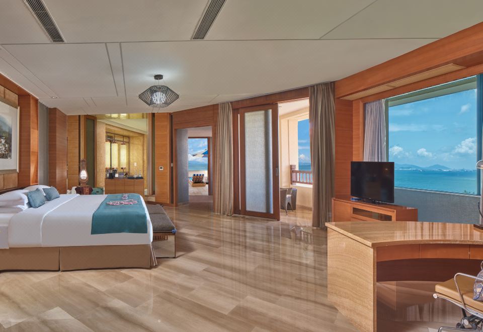 Regal Palace Resort HuidongPremier Suite - Sea-View