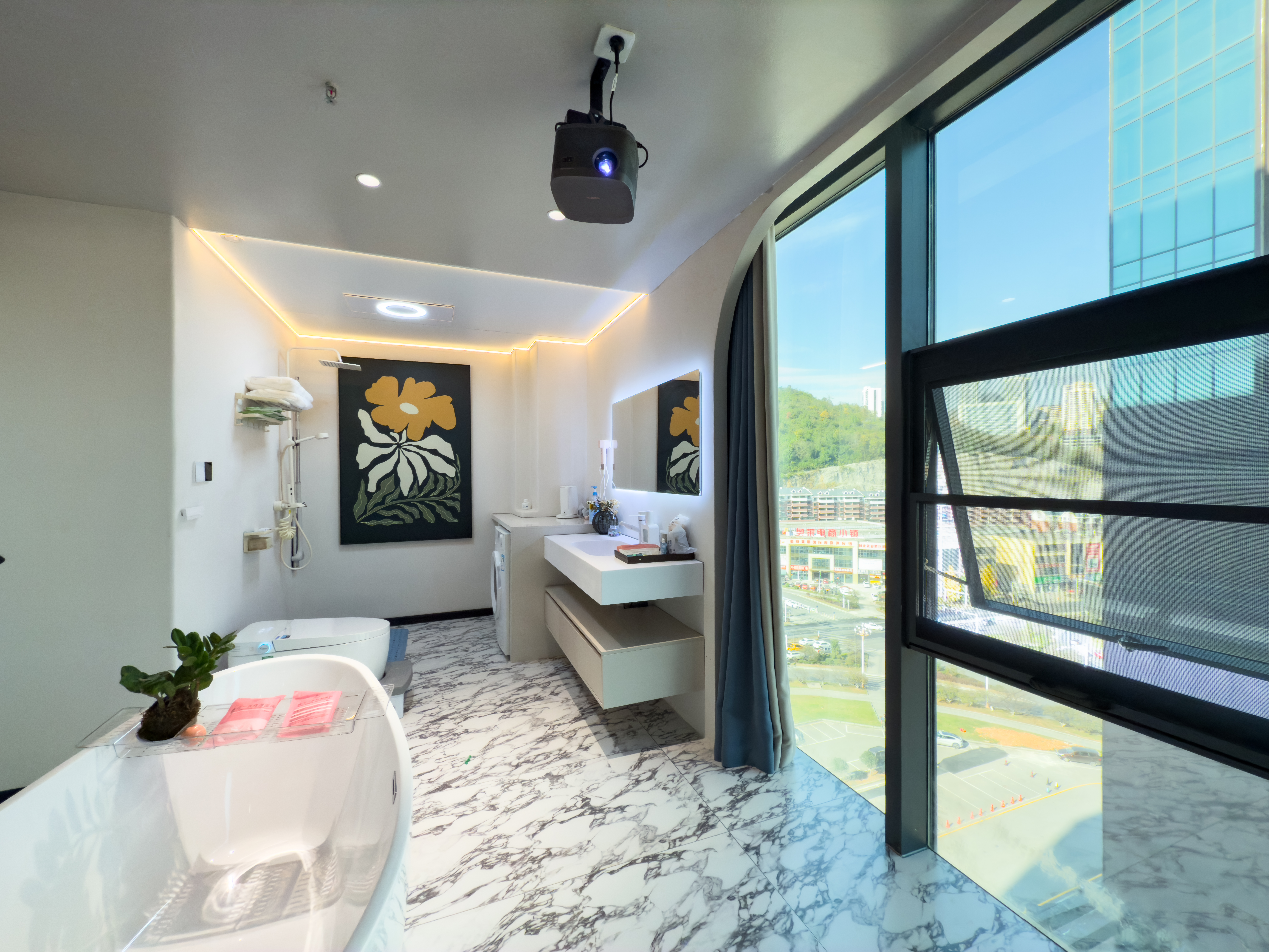 愛丁堡（浴缸·冰箱·洗衣機·沙發·巨幕投影·智能客控）