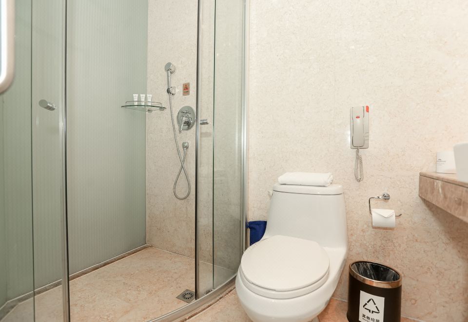 豪生經典三人間