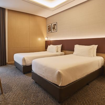 Deluxe Twin Room The Tank Stream Promo Code