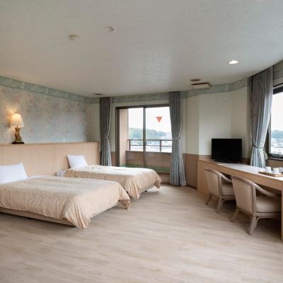 【レイクビュー】パノラマコーナーツイン 浜名湖わんわんパラダイスホテル クーポン