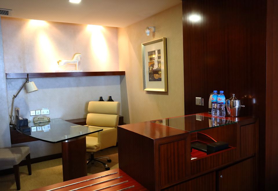 Crowne Plaza Yantai Sea View1 King Premium Lounge Access