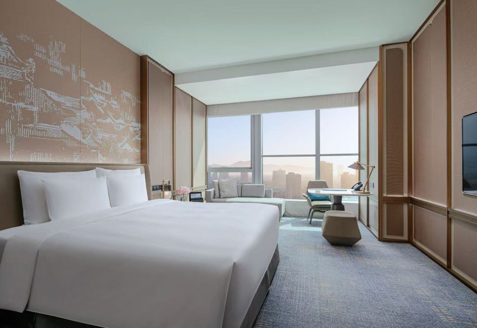 豪华大床房-全景落地窗雅致舒适