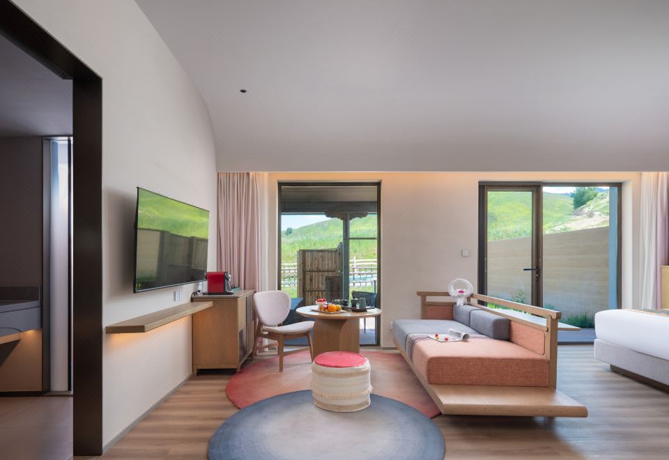 Grassland View Twin Room