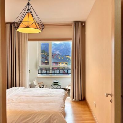 『玉鸞』270°雪道觀景套房（大床，雪道景） 萬科松花湖拾光山舍別墅優惠