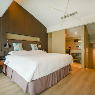 複式雙大床房 中航翔通遊艇會飯店（青島奧帆中心五四廣場店）優惠