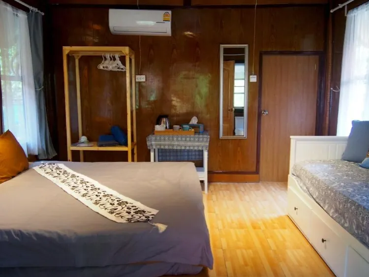 สแตนดาร์ดบังกะโล