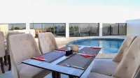 FIVE SEASONS HOTEL Hotel a 