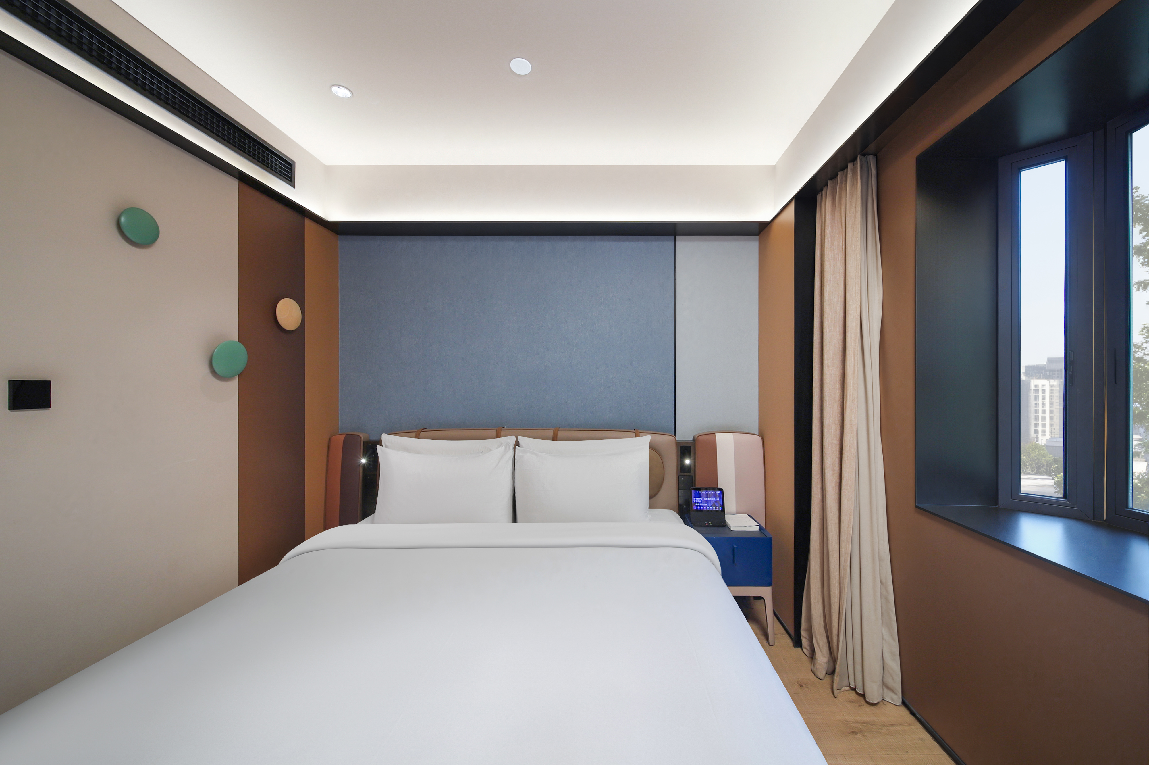 豪华大床房（智能客控+KINGKOIL床垫）