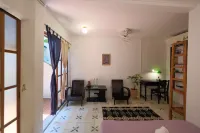 a-mâze house