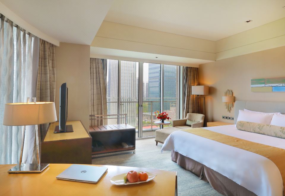 豪华CBD景观大床房（阳台）