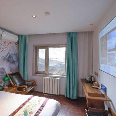 影音大床房（投影儀+零壓床墊） 秦府飯店（北京鼓樓後海店）優惠