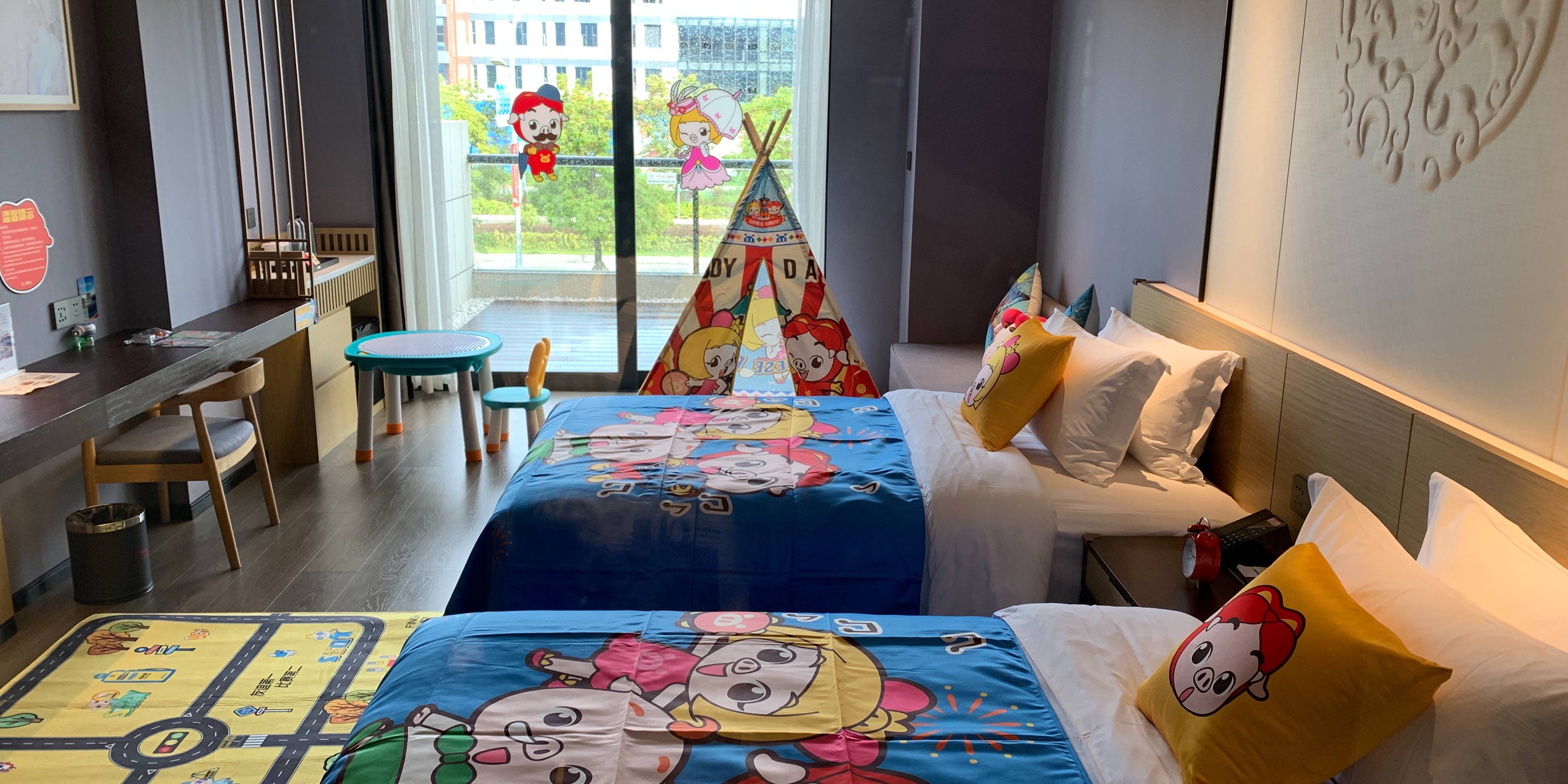 猪猪侠酷芽阳台双床房